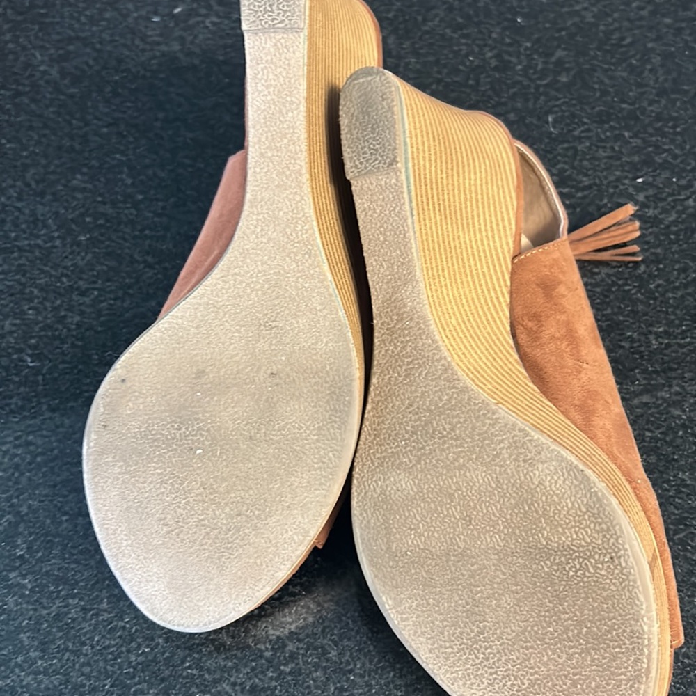 Faux Suede Wedges - Picture 9 of 10